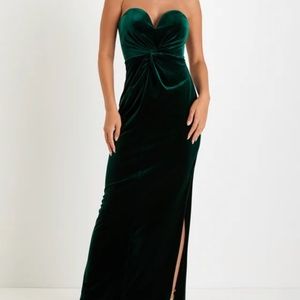 Lulus- Emerald Velvet Strapless Dress